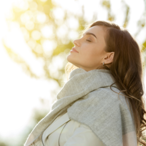 Lee más sobre el artículo Combate el sentimiento de soledad: Descubre cómo superarlo